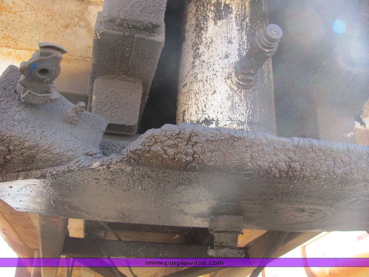 image for item 3086 1979 Cherokee 30' tandem axle end dump trailer