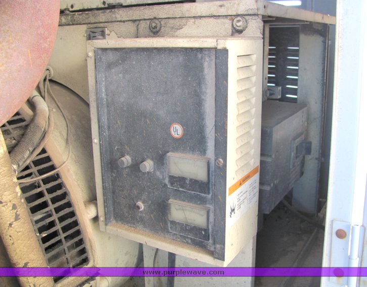 image for item 3087 250kW generator