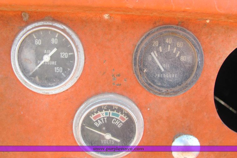 image for item 3089 Joy air compressor