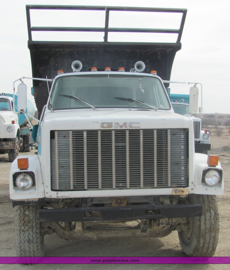 image for item 3095 1979 GMC Brigadier tandem axle barrel bed dump truck