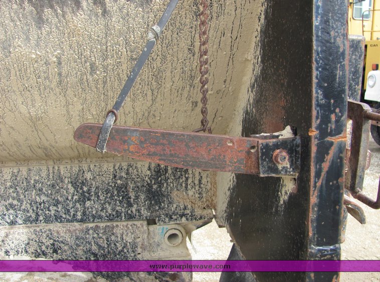 image for item 3095 1979 GMC Brigadier tandem axle barrel bed dump truck