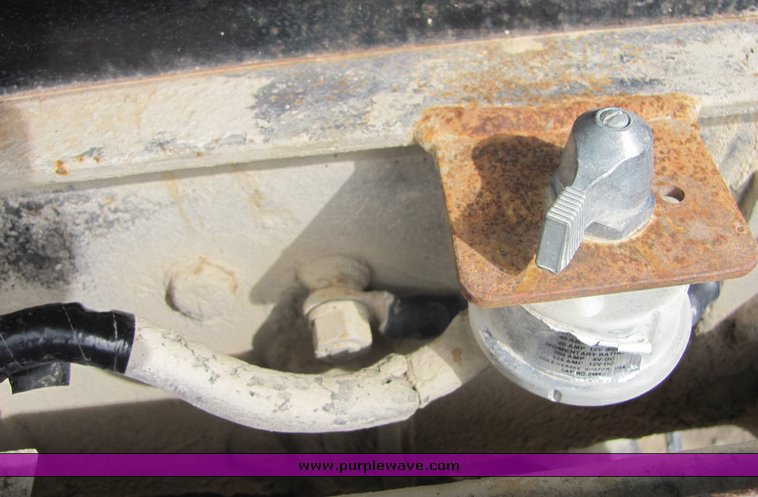 image for item 3095 1979 GMC Brigadier tandem axle barrel bed dump truck