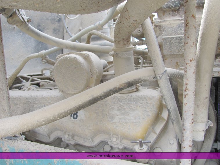 image for item 3096 1974 International F2050 tandem axle water truck