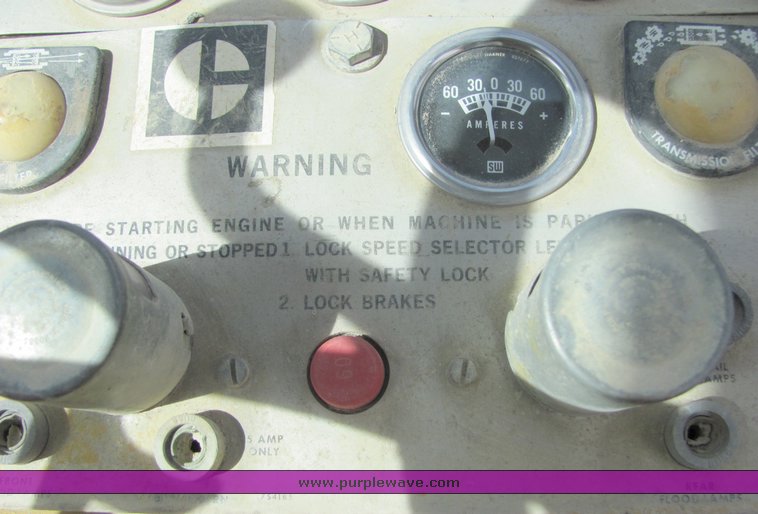 image for item 3097 1973 Caterpillar 988 wheel loader