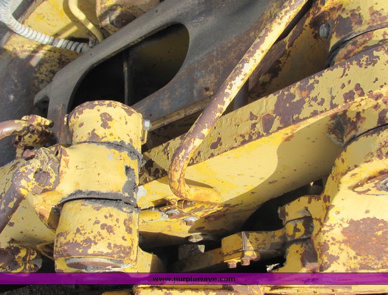image for item 3097 1973 Caterpillar 988 wheel loader