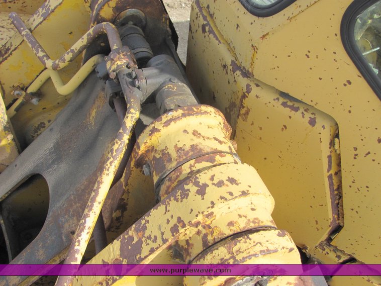 image for item 3097 1973 Caterpillar 988 wheel loader