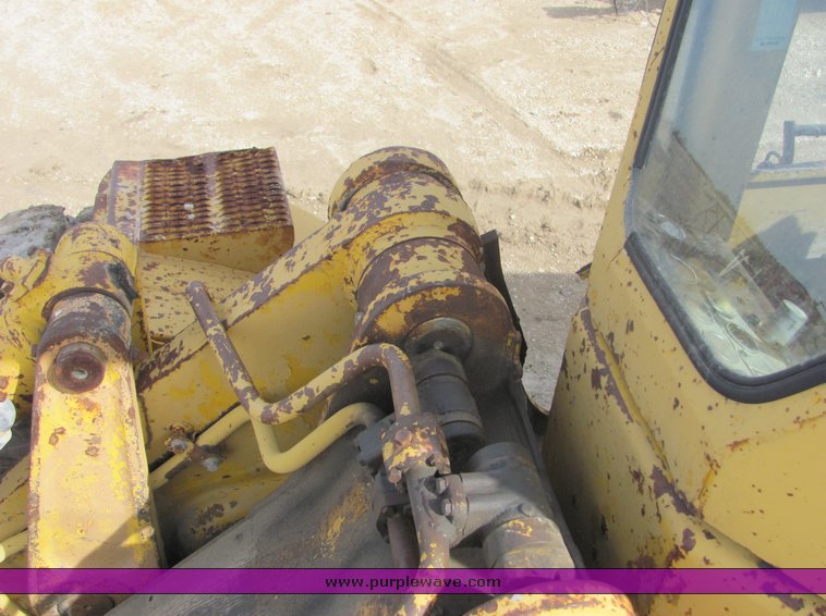 image for item 3097 1973 Caterpillar 988 wheel loader