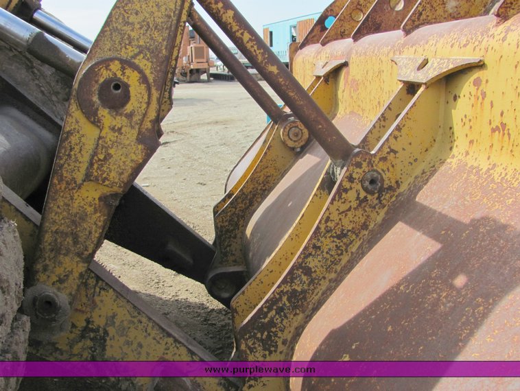 image for item 3097 1973 Caterpillar 988 wheel loader