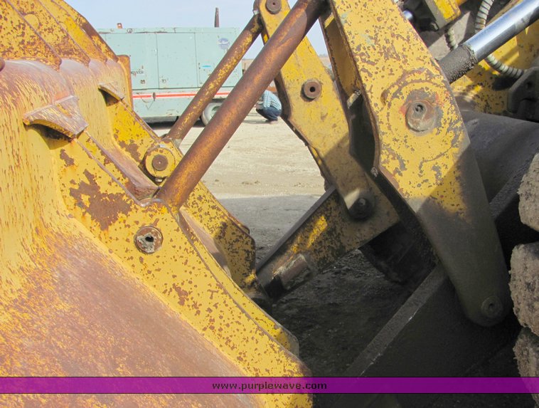 image for item 3097 1973 Caterpillar 988 wheel loader