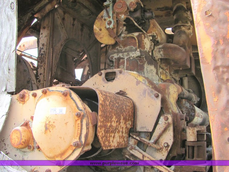 image for item 3132 Northwest track crane