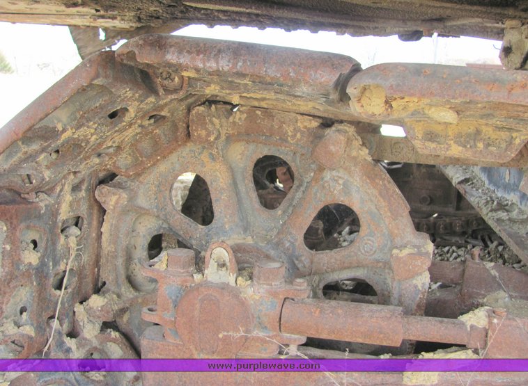 image for item 3132 Northwest track crane