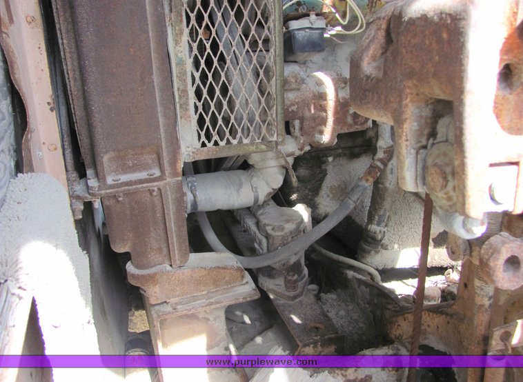 image for item 3132 Northwest track crane