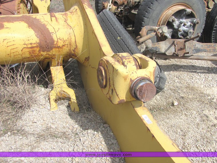 image for item 3133 Caterpillar 988B parts