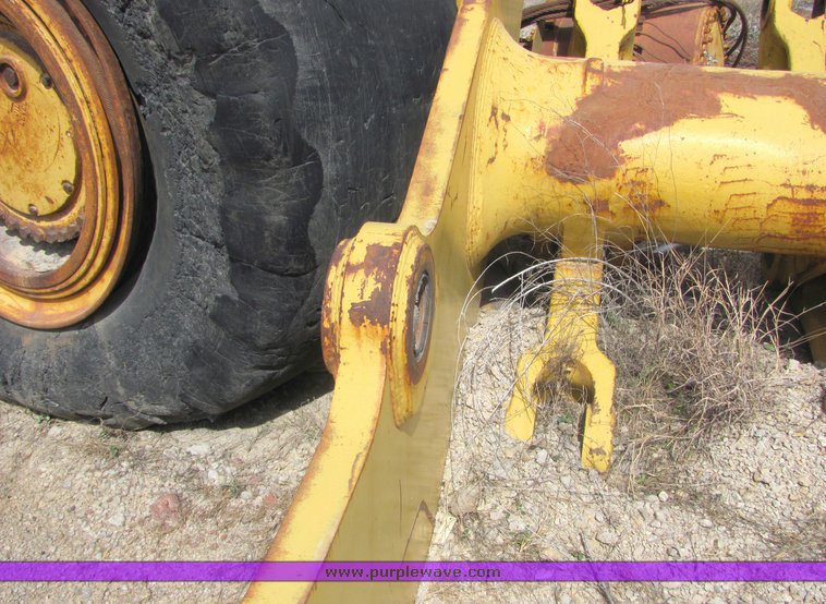 image for item 3133 Caterpillar 988B parts