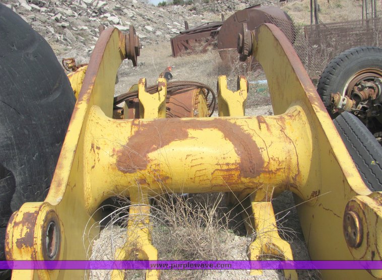 image for item 3133 Caterpillar 988B parts