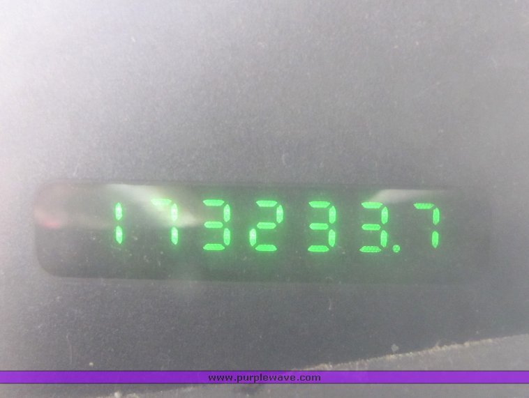 image for item 3137 2001 Ford F150 XL pickup