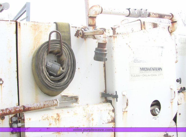 image for item 3139 Mobil Sweeper street sweeper