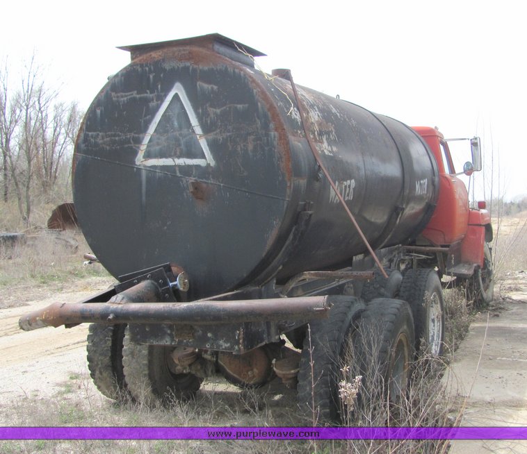 image for item 3140 1970 International Fleetstar 1910 water truck