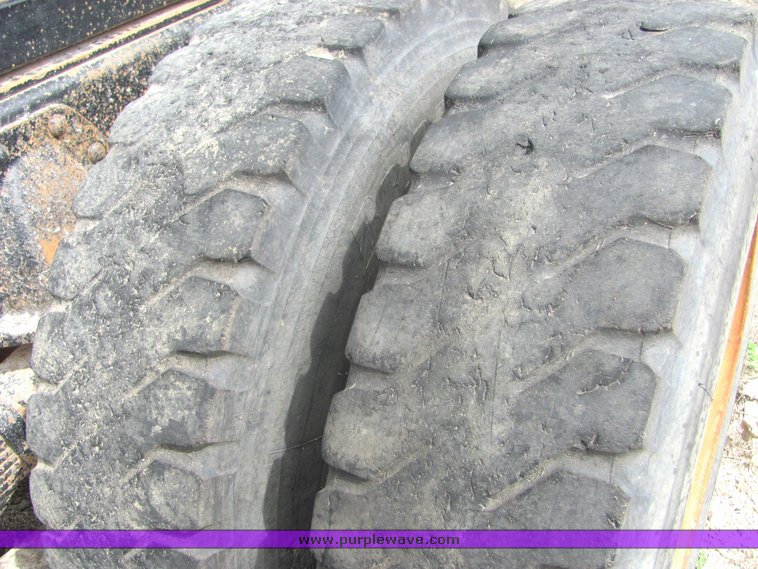 image for item 3140 1970 International Fleetstar 1910 water truck