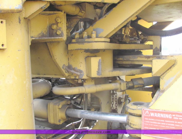 image for item 3141 1984 Caterpillar 988B wheel loader