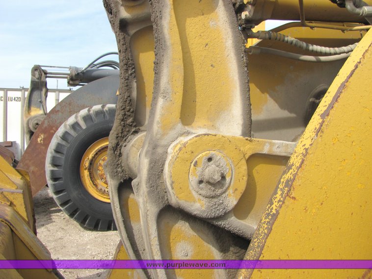 image for item 3146 1974 Caterpillar 988B wheel loader