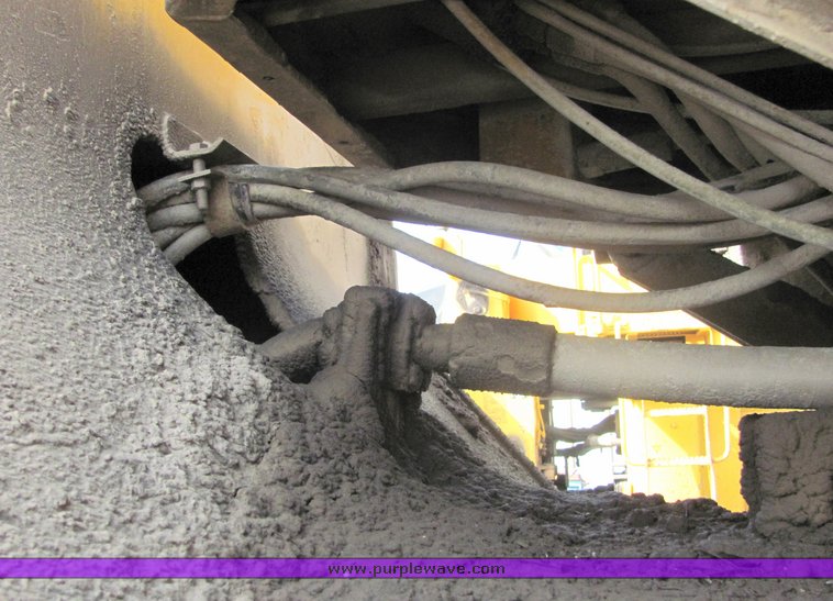 image for item 3146 1974 Caterpillar 988B wheel loader