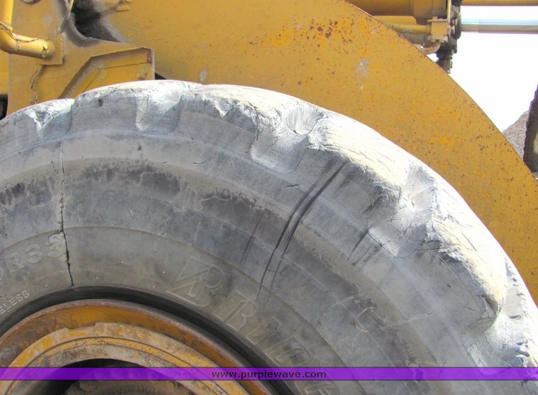 image for item 3146 1974 Caterpillar 988B wheel loader