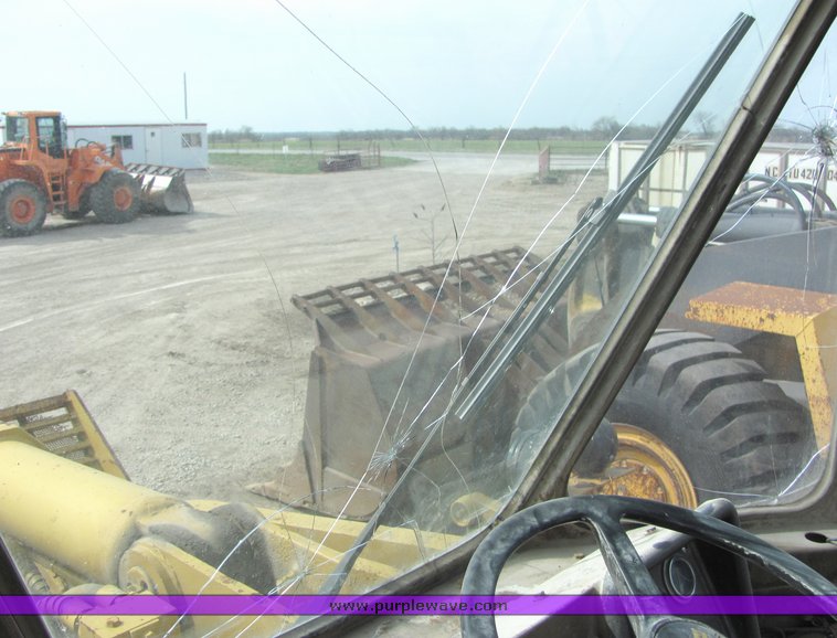 image for item 3146 1974 Caterpillar 988B wheel loader