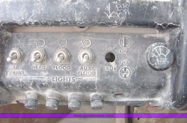 image for item 3146 1974 Caterpillar 988B wheel loader