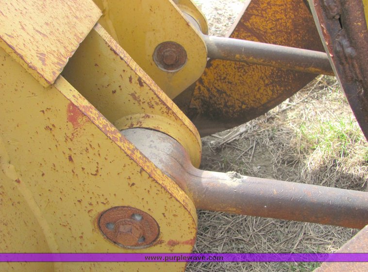 image for item 3147 1978 Caterpillar 988B wheel loader