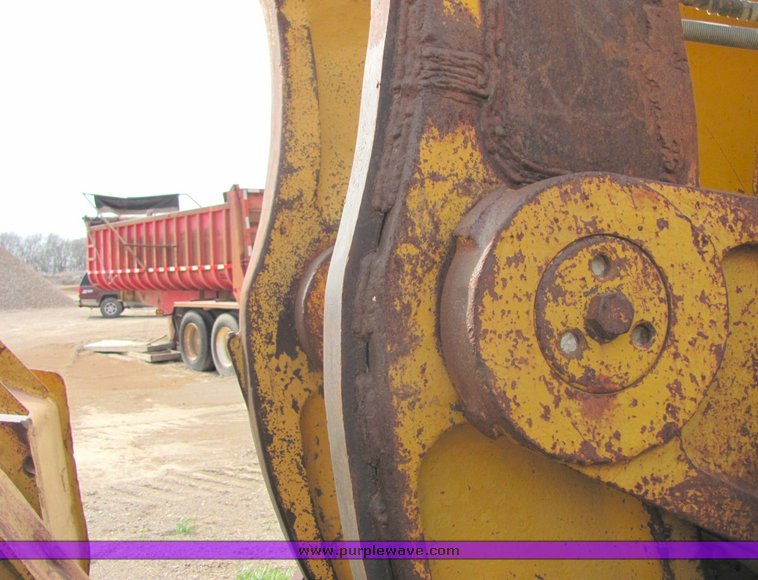 image for item 3147 1978 Caterpillar 988B wheel loader