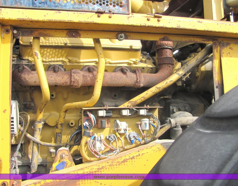 image for item 3147 1978 Caterpillar 988B wheel loader