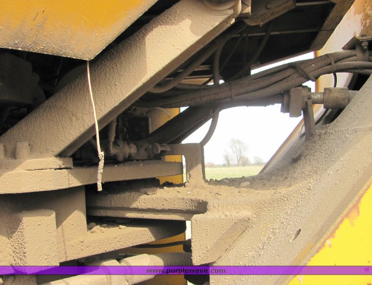 image for item 3147 1978 Caterpillar 988B wheel loader