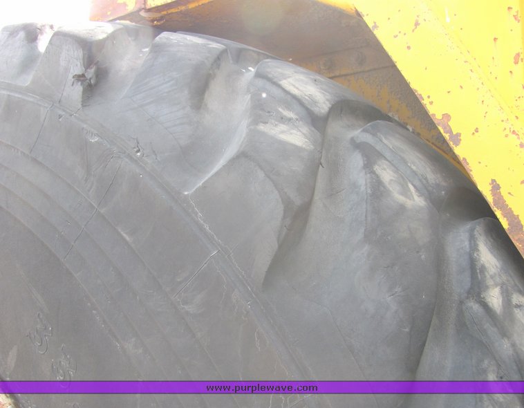 image for item 3147 1978 Caterpillar 988B wheel loader