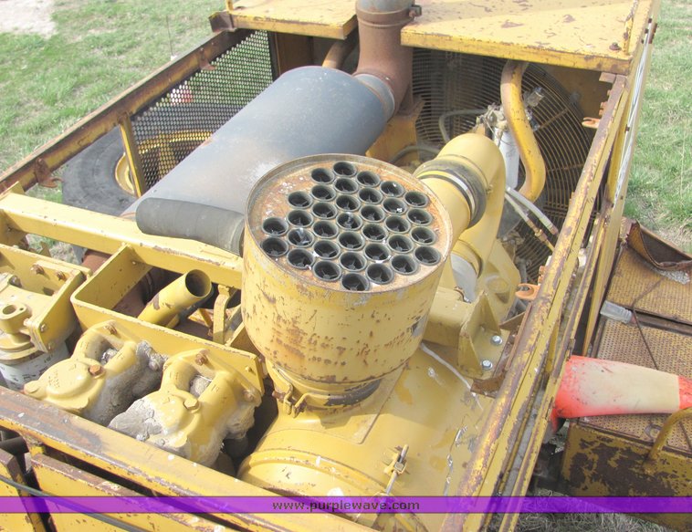 image for item 3147 1978 Caterpillar 988B wheel loader