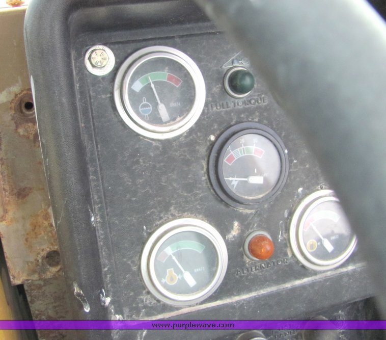 image for item 3147 1978 Caterpillar 988B wheel loader