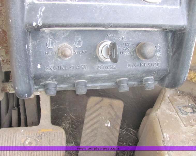 image for item 3147 1978 Caterpillar 988B wheel loader