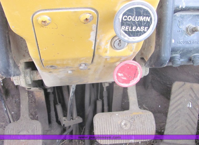 image for item 3147 1978 Caterpillar 988B wheel loader