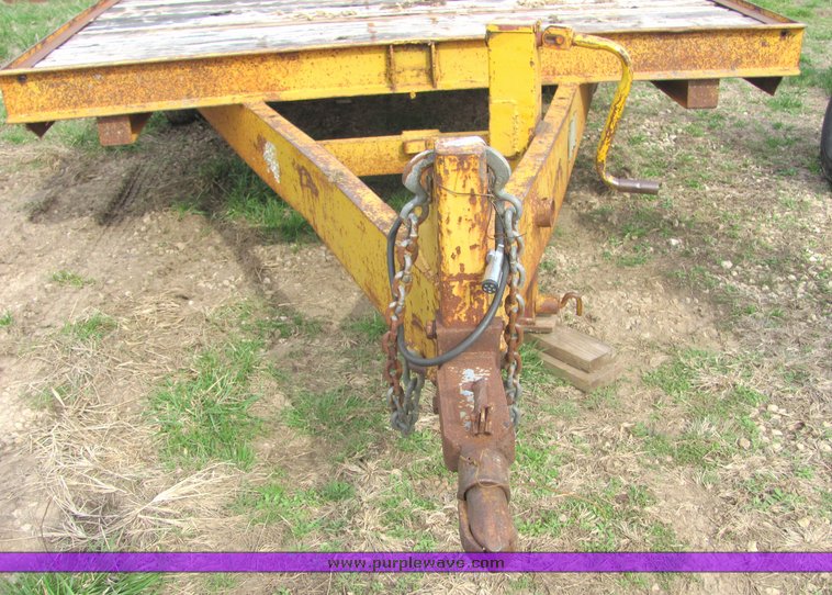 image for item 3148 1974 Miller RH 24' triple axle trailer