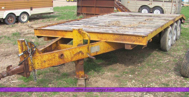 image for item 3148 1974 Miller RH 24' triple axle trailer
