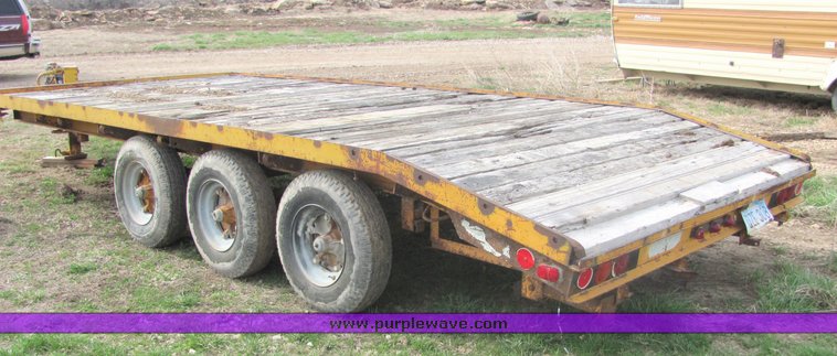 image for item 3148 1974 Miller RH 24' triple axle trailer