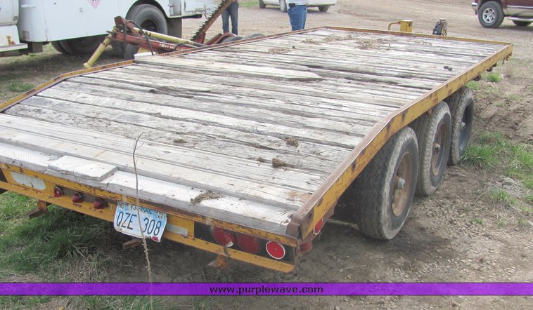 image for item 3148 1974 Miller RH 24' triple axle trailer