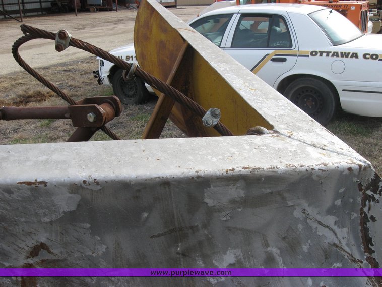 image for item 3408 Balterson 11' snow V-blade