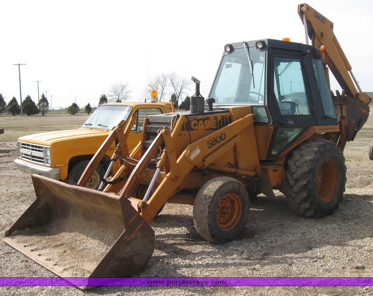 image for item 3412 1983 Case 580D backhoe