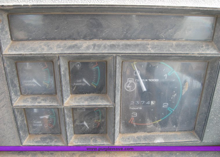 image for item 3412 1983 Case 580D backhoe