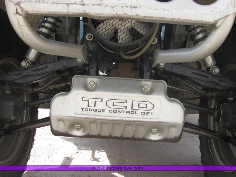 image for item 3414 1993 Yamaha Kodiak 400 ATV