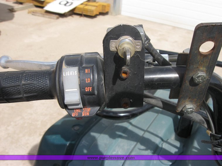 image for item 3414 1993 Yamaha Kodiak 400 ATV