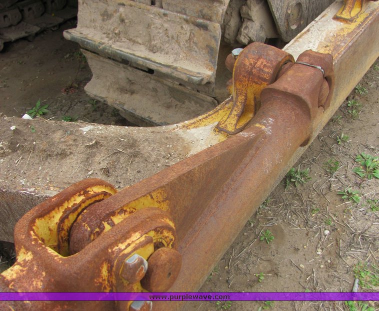 image for item 3512 2004 Caterpillar D8RII dozer