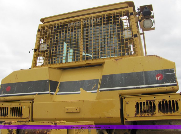 image for item 3512 2004 Caterpillar D8RII dozer