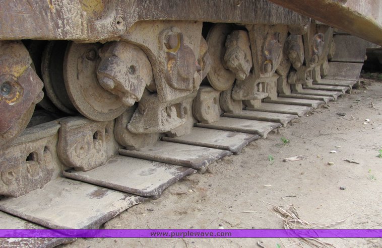 image for item 3512 2004 Caterpillar D8RII dozer